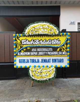 Papan Bunga Duka di Kalumpang